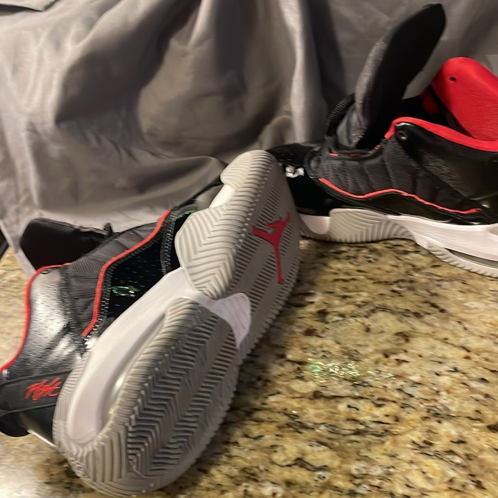 Jordan shoes - Picture 3 of 4